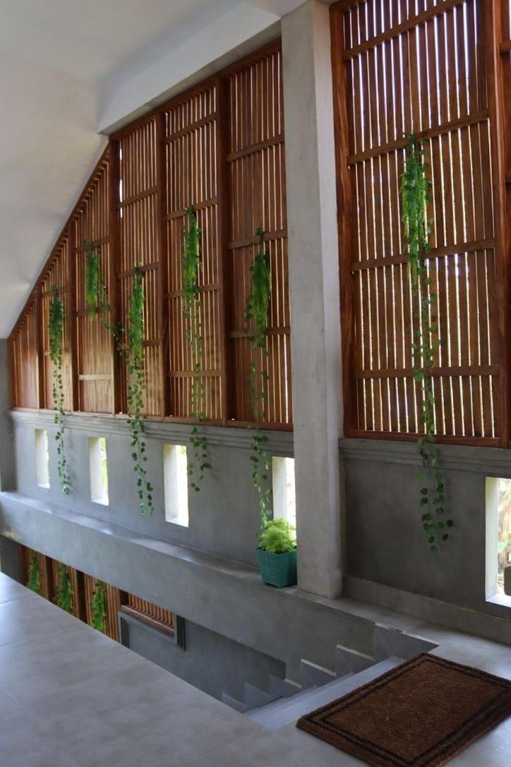 Plantation Surf Inn & Restaurant - Midigama East Exterior foto